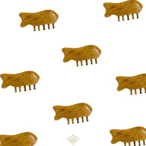 Peine de madera con forma de pez, de dientes anchos, masajeador natural, desenredante para el cabello, accesorio para el cuidado de la barba para hombres y mujeres, ¡el más vendido! - Product Image 3