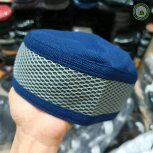 หมวกกุฟฟี่สำหรับละหมาดแบบตาข่ายผ้าฝ้ายระบายอากาศได้ดี คุณภาพสูง พรีเมียม หลายสี ปักลายนูนตามสั่ง - Product Image 2