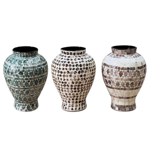 Jarrón Decorativo Hecho a Mano con Mosaico de Madreperla, Artesanía de Concha Premium para Diseñadores de Interiores, Accesorios para el Hogar al por Mayor - Product Image 4