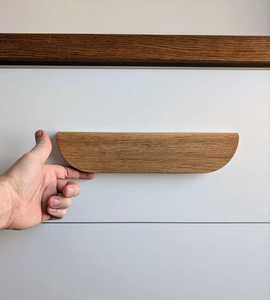 Poignées de meuble en bois uniques, forme personnalisée, finition artisanale naturelle polie, durables, décoration moderne pour la maison, poignées de meuble - Product Image 1