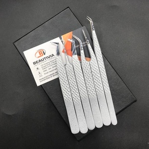 Pince à épiler en acier durable Silver Sparkle Glitter Diamond Grip Extension de cils Pointe pointue Personnalisable Marque privée - Product Image 2