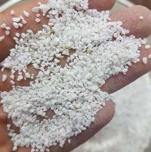 เม็ดแคลเซียมหินปูน2-3มม. ความบริสุทธิ์สูงเกรดฟีดสำหรับปลาหมูไก่จากเวียดนาม - Product Image 3