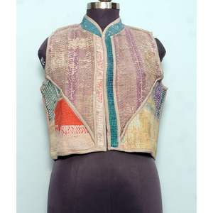 Chaleco de punto hecho a mano para verano y otoño, estilo Kantha, estilo patchwork, chaqueta vintage japonesa multicolor, ropa exterior informal. - Product Image 1