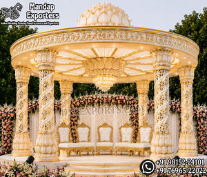 Mandap Élégant à Trois Poteaux, Couleur Personnalisable, en Fibre, Portable, pour Mariages Premium, Mariages en Bord de Mer, Mariages Indiens de Grande Cérémonie - Product Image 4