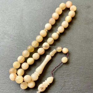 Perles de prière artisanales naturelles en corne ronde faites à la main de haute qualité avec une vraie touche pour le dhikr musulman à bas prix par Falak World Export - Product Image 3