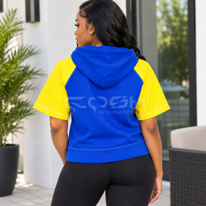 Sudadera con Capucha Corta Personalizada de Alta Calidad para Mujer, con Hombros Caídos, Estampada, de la Hermandad de la Sororidad Cosh International - Product Image 4