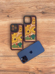 CUSTOM กระบองเพชรและดอกทานตะวันมือเครื่องมือหนังสําหรับ iPhone Cowgirl อุปกรณ์เสริมของแท้หนังกรณี iPhone 15 PRO MAX - Product Image 2