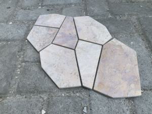 Mosaico de Piedra Natural Roja Gruesa Pacitorosa - Product Image 1