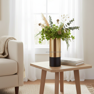 Vase décoratif cylindrique haut élégant en métal noir mat doré, moderne et écologique, pour l'intérieur de maisons de luxe - Product Image 3
