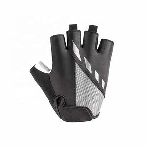 Guantes de Ciclismo Qaswa Sports QS-CG-AYSO1 de Medio Dedo, Material de Cuero, Diseño Transpirable con Paneles, Cierre de Gancho y Bucle Antideslizante - Product Image 5
