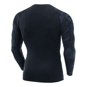 Camiseta de compresión transpirable para MMA y BJJ, diseño personalizado, manga larga, para hombre, con material elástico suave que se adapta al movimiento. - Product Image 6