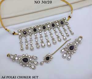 Ensemble de mariée en gros AD Polki : Collier ras-du-cou scintillant en diamant américain avec pampilles et boucles d'oreilles, ensemble ethnique de mariage Mangtika - Product Image 2