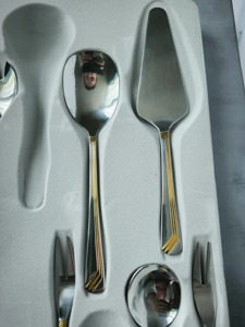 Ensemble de couverts de dessert de luxe écologiques et durables en acier inoxydable avec motif doré, style rétro, pour mariage, manche en métal - Product Image 3