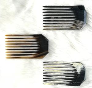 Peine de Cuerno Natural de la Mejor Calidad, Hecho a Mano, Cuerno de Búfalo Pulido, Tamaño Personalizado, Peine de Cuerno de Buey Natural al Mejor Precio - Product Image 1
