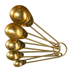 Juego de 5 cucharas medidoras de latón dorado con soporte de anillo y diseño encajable, cuchara medidora de latón - Product Image 5