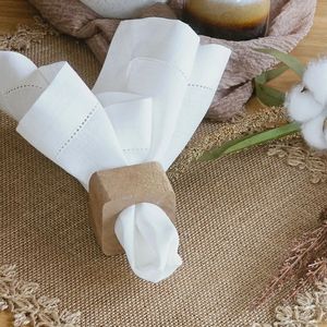Anneau de serviette en bois fait main en forme de cœur, décoration de table rustique pour mariages, fêtes, dîners à domicile et événements spéciaux - Product Image 6