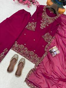 Ensemble de vêtements traditionnels indiens et pakistanais pour femmes, couleur marron, brodé, longueur cheville, avec travail au fil d'or - Product Image 3