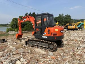 Mini-excavatrice Doosan DX55-5B de qualité supérieure, 5,5 tonnes, compacte, hydraulique, sur chenilles, avec moteur puissant pour la construction - Product Image 5