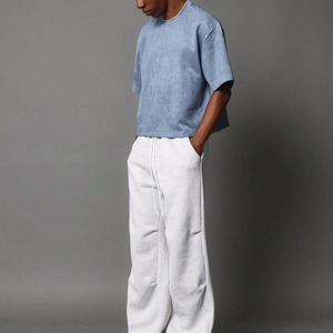 Camiseta Corta Oversize de Gamuza para Hombre, Tacto Suave, Premium, Manga Corta, Lisa, con Logotipo Personalizado OEM, Estilo Retro, Corte Cuadrado - Product Image 4