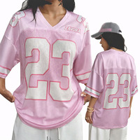 Jersey Sepak Bola Amerika Pendek Custom Bernapas Cepat Kering 100% Poliester Pink Sublimasi Bordir Cetak Unisex OEM