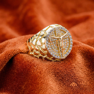 Bague Croix de Jésus Plaquée Or 18 carats |   Médaille crucifix sertie de pierres |   Bijoux religieux hip-hop en or jaune - Product Image 2