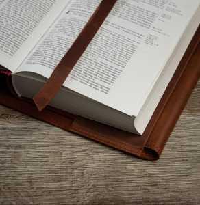 Étui en cuir personnalisé avec fermoir en laiton, couverture de livre en cuir, fabrication de composants haut de gamme LBC-0036 - Product Image 2