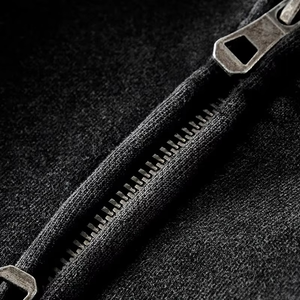 เสื้อฮู้ดซิปผู้ชายสีดำฟอก ทรงโอเวอร์ไซส์ ผ้าคอตตอนหนา 500 GSM ล้างสีแบบแอซิด สไตล์สตรีทแวร์ - Product Image 2