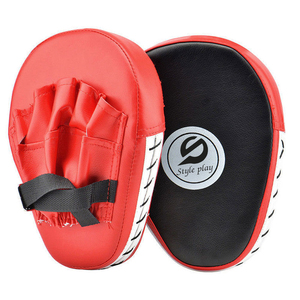Guantes de boxeo ligeros de cuero vacuno para entrenamiento profesional de MMA y Muay Thai para adultos - Product Image 1