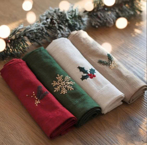 Serviettes en lin brodées de Noël avec logo personnalisé, lot de 12 pièces, 80x120cm, pour la décoration de table à la maison et au restaurant - Product Image 2
