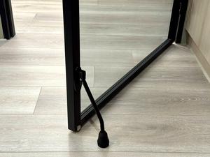 Butée de porte robuste à commande au pied avec fonction de verrouillage vertical - Product Image 6