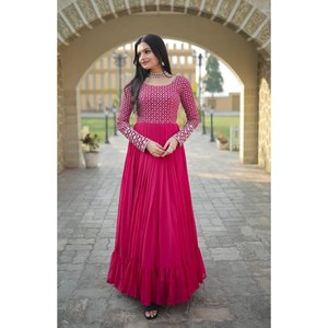 Aayna Clothing <b>Pink</b> Coloured Party Wear Gown XS Size 9122 - Product Image 2