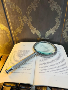 Loupe de lecture vintage en métal artisanal avec poignée torsadée, loupe de poche chromée antique, loupe de bureau classique - Product Image 3