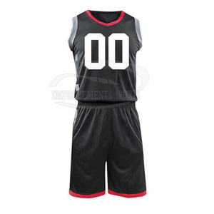 Uniformes de fútbol con logotipo personalizado OEM, conjuntos de camisetas de último diseño fabricados en Pakistán con precisión de fábrica - Product Image 5