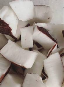 Proveedor Mayorista de Pulpa de Coco Madura Fresca Premium de Vietnam, Pulpa de Coco Blanca Natural para Procesamiento de Alimentos OEM - Product Image 2