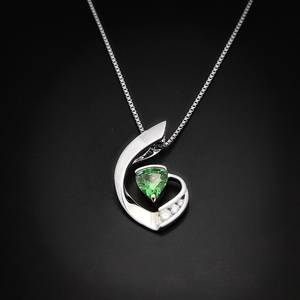 Collar de Esmeralda Deslumbrante con Colgante de Plata de Ley, Piedra de Nacimiento de Mayo, Regalo de Aniversario de Bodas Número 55 para Mujer - Product Image 4