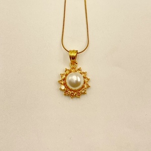 Conjunto de Collar y Pendientes con Perla y Zafiro Floral, Chapado en Oro de 22K, Latón, Zafiro Simulado Redondo, para Mujer - Product Image 2