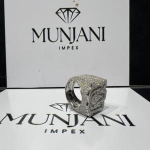 Anillo de compromiso unisex de plata 925 con diamantes VVS1 de corte brillante redondo en canal, anillos finos con diamantes, certificado IGI, lujo para mujer - Product Image 5