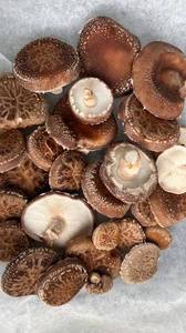Hongos Shiitake Secos y Blanqueados, a Granel, Calidad Premium, Marca Privada OEM, Vietnam - Product Image 3