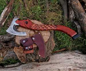 Hacha Vikinga Forjada a Mano Personalizada de BA Enterprises, Hoja de Acero con Alto Contenido de Carbono, Mango de Madera de Palisandro Tallado en 3D con Escamas de Dragón, Estilo Nórdico - Product Image 6