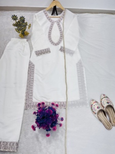 Conjunto de Vestido de Fiesta Salwar Kameez Indio Pakistaní Bollywood Blanco Elegante al por Mayor con Bordado de Lujo en Seda, Algodón y Chifón Dupatta - Product Image 4