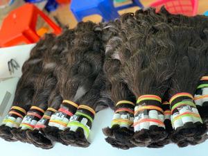 Extensions de cheveux indiens crus à cuticule alignée Vente en gros de cheveux indiens vierges lisses Armure de cheveux de donneur de temple Extensions de cheveux indiens crus - Product Image 3