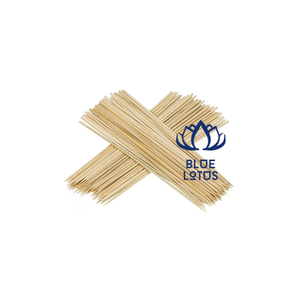 Brochettes en bambou écologiques, approuvées par les clients, sûres et propres, 100% végétales, idéales pour servir des apéritifs et griller la viande. Prix compétitif. - Product Image 1