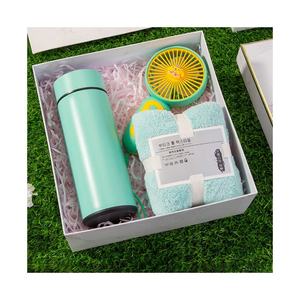 Offre Spéciale : Coffret Cadeau Personnalisé Incluant Tasse Isotherme, Mug à Café, Serviette, Ventilateur et Parapluie – Idéal pour Anniversaire ou Souvenir - Product Image 2