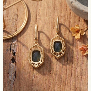 ต่างหูลาบราดอไรต์ธรรมชาติ ยาว 5.5 นิ้ว ประดับเพชร CZ ตัวเรือนเงินแท้ 925 ชุบทอง 18K ต่างหูดีไซน์เนอร์ ของขวัญสำหรับเธอ - Product Image 3