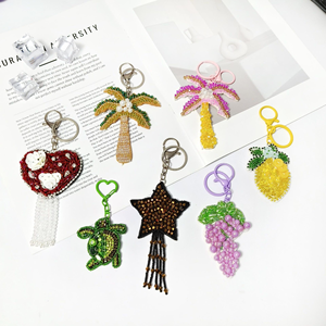 Colgante de árbol de coco con cuentas hecho a mano, de PVC y fieltro, para coser, accesorio transfronterizo, llavero, joyería DIY para venta al por mayor decorativa - Product Image 2