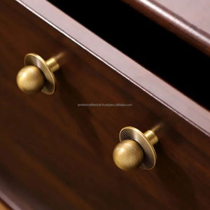 Pomos de Latón Estilo Antiguo, Tiradores Vintage para Cajones de Gabinete, Herrajes Clásicos para Muebles, Accesorios Elegantes para Decoración del Hogar - Product Image 6