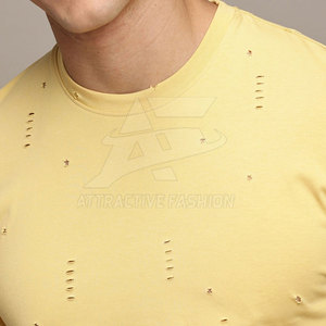 Ropa Casual a la Moda con Atractivo Moderno, Camiseta Desgastada para un Estilo Versátil - Product Image 4