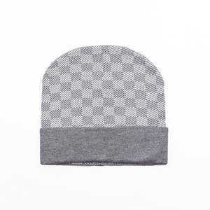 Bonnets en tricot personnalisés de qualité supérieure, confortables, ajustables, doublés de soie, chauds, en jacquard, unisexes, pour adultes, pour tous les jours, pour l'extérieur, décontractés - Product Image 2