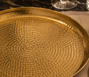 Plateaux de service en métal doré pour services de traiteur d'événements spéciaux et présentation élégante de buffet avec une qualité supérieure - Product Image 6