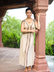 Vestido Maxi de Algodón Hecho a Mano con Borde Tribal Tradicional, Estilo Boho-Chic, Color Marrón Oxidado, Vestido de Verano para Mujer - Product Image 1